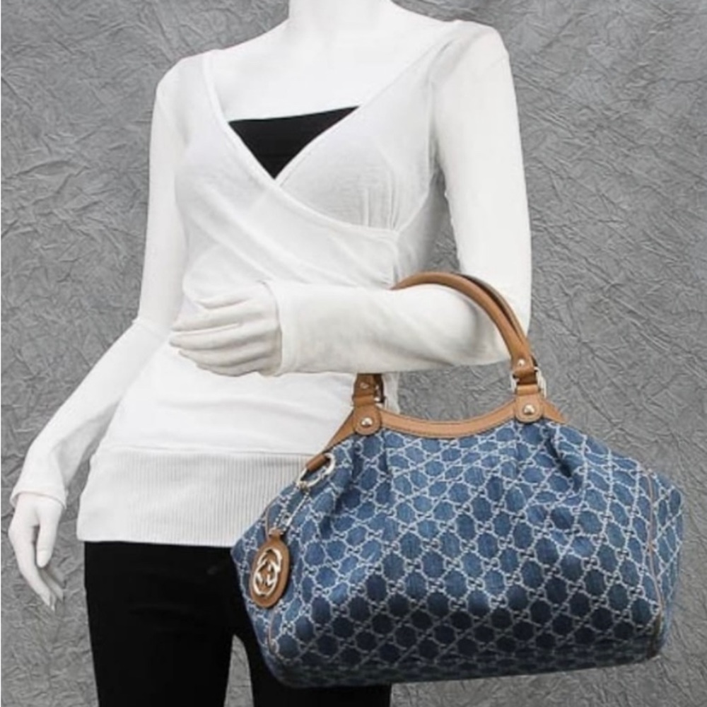 AUTHENTIC Gucci blue denim GG Sukey Medium Tote Bag (used - very good condition)